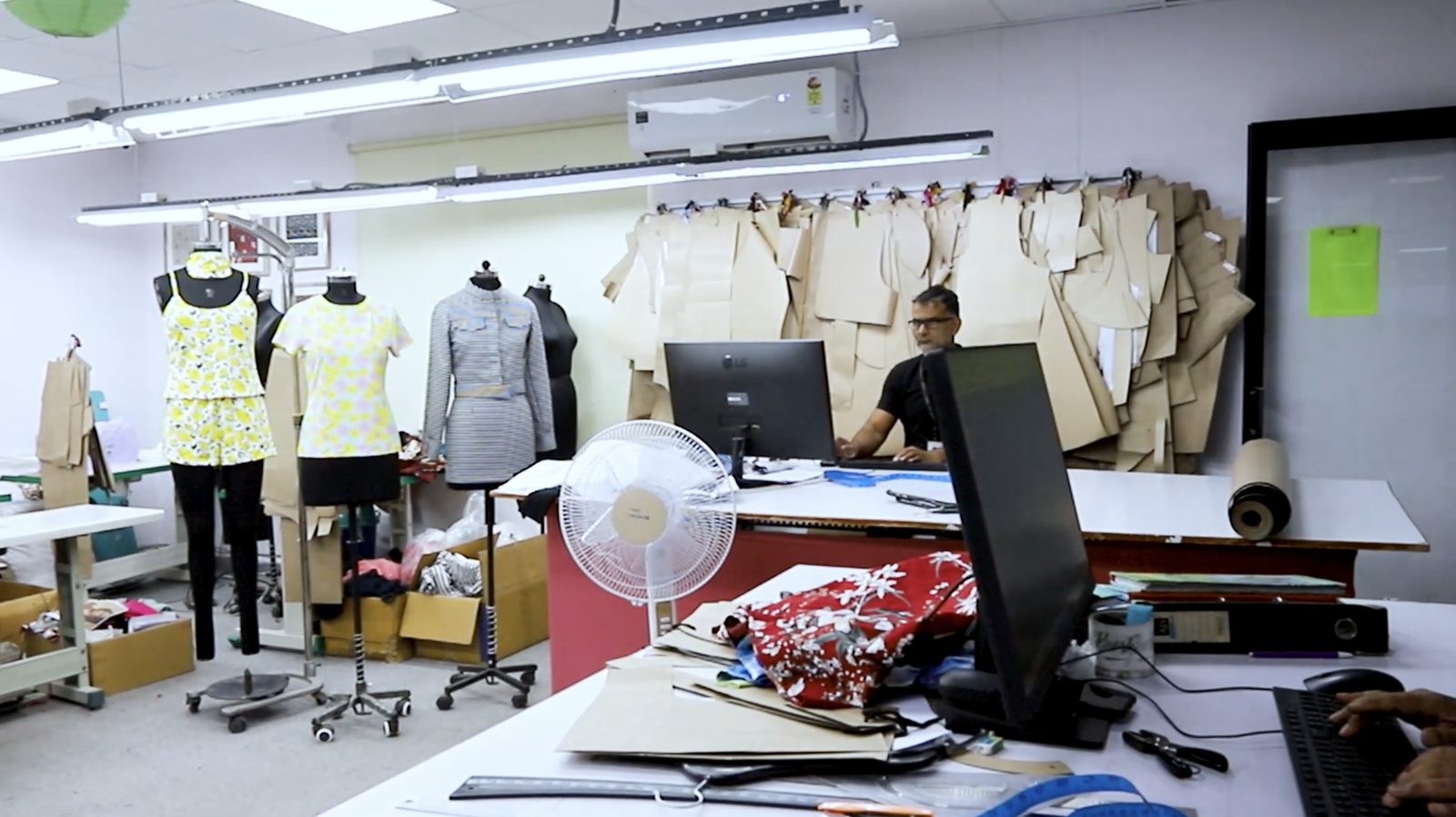 Sampling room with mannequins and patterns